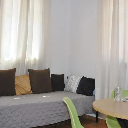 Zoe's House In Villa *